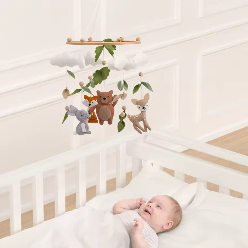 Mobile Bebe Animaux Foret